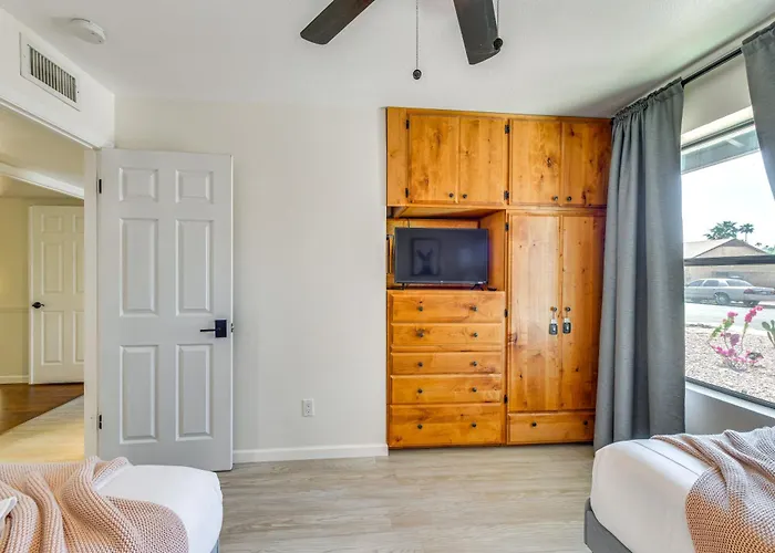 Near Golf! Desert W/ Private Pool In Mesa