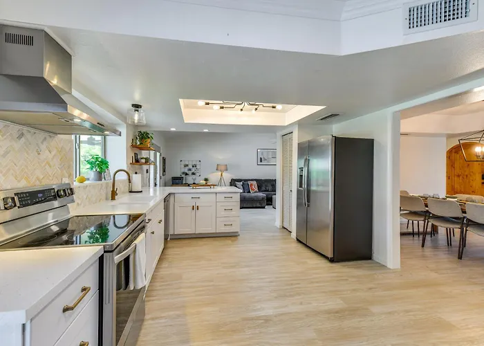 Holiday home Near Golf! Desert W/ Private Pool In Mesa